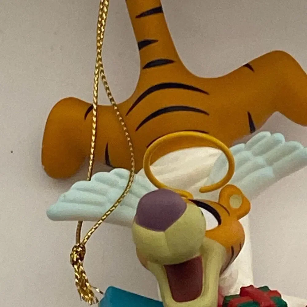Disney Angel Tigger Gifts Winnie‎ The Pooh Holiday Collectible Hanging Ornament